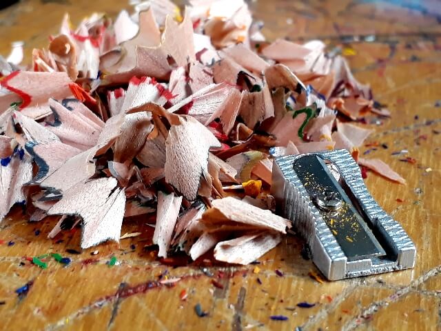 Can pencil shavings be composted?