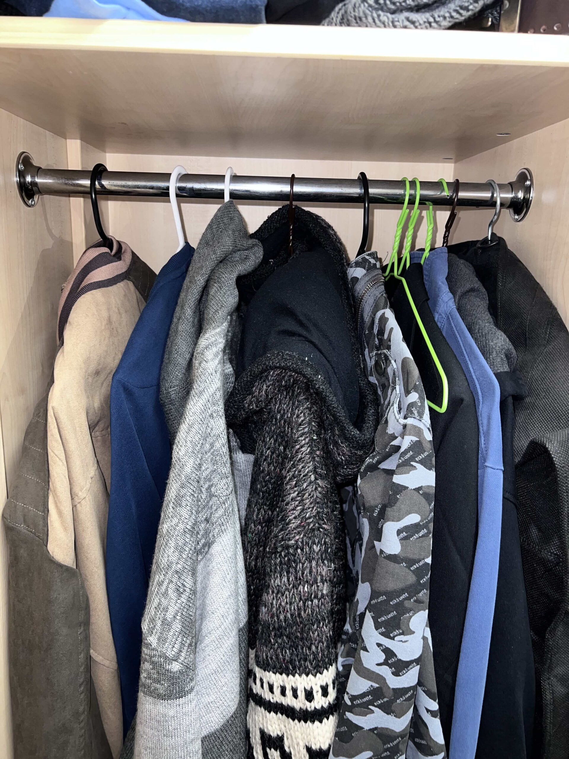 Are Plastic Hangers Recyclable? Thinking Sustainably